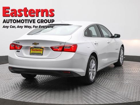 Used 2023 Chevrolet Malibu LT image 5