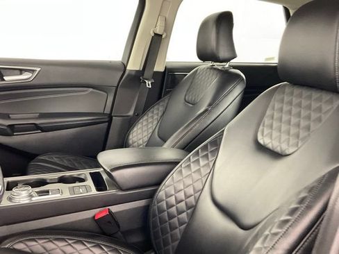 Used 2024 Ford Edge Titanium AWD/4WD image 15