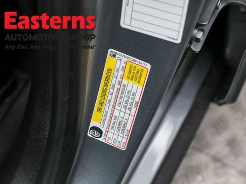 Used 2024 Chevrolet Malibu LT image 33