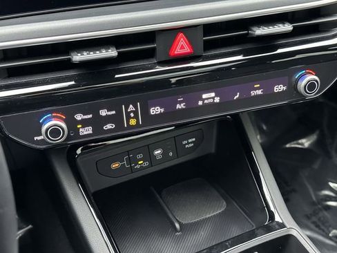 Used 2025 Kia K5 GT w/ GT1 Package image 36