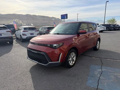 Used 2024 Kia Soul LX w/ Option Group 015 image 3