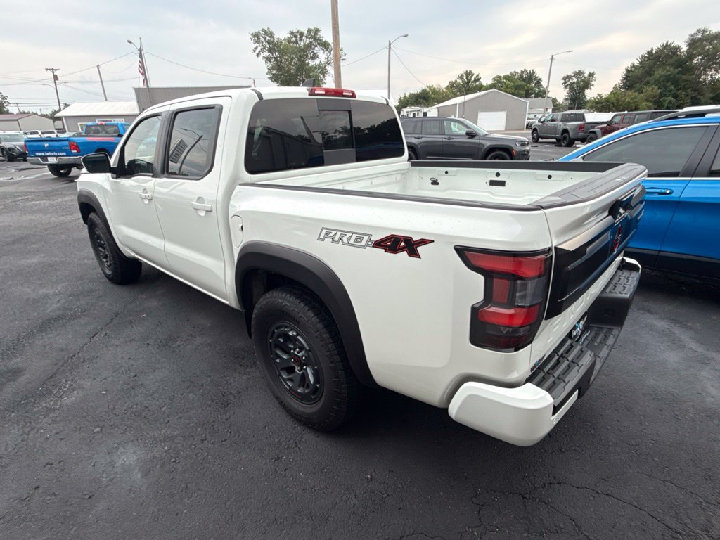 Used 2026 Nissan Frontier PRO-4X AWD/4WD image 5