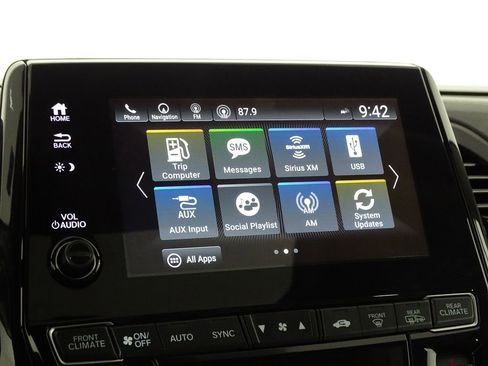 Used 2024 Honda Odyssey Touring image 36