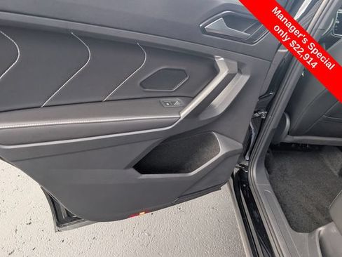 Used 2023 Volkswagen Tiguan SE R-Line AWD/4WD image 11