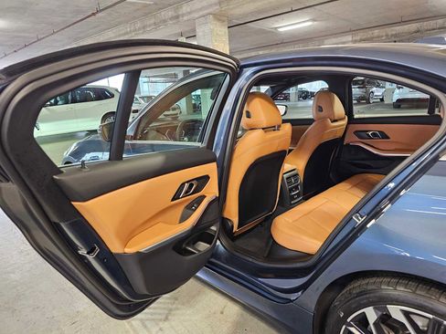 Used 2025 BMW 330i xDrive Sedan w/ M Sport Package image 33