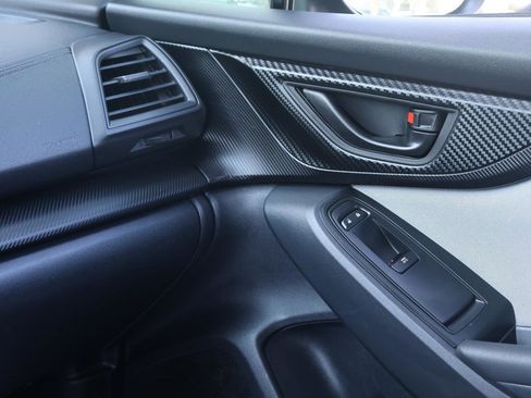 Used 2019 Subaru Crosstrek 2.0i Premium image 41