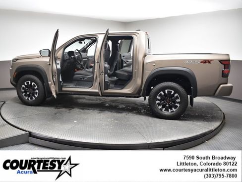 Used 2024 Nissan Frontier PRO-4X w/ Technology Package image 45