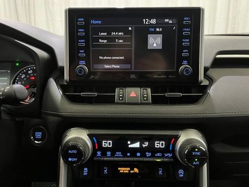 Used 2021 Toyota RAV4 XLE Premium AWD/4WD image 18