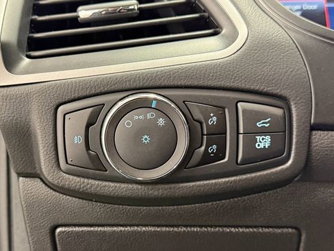 Used 2023 Ford Edge SEL w/ Convenience Package image 20