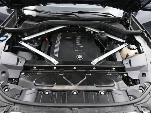 Used 2019 BMW X5 xDrive40i AWD/4WD image 30