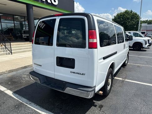 Used 2015 Chevrolet Express 3500 LT w/ LT Preferred Equipment Group RWD image 8