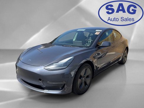 Used 2022 Tesla Model 3 Long Range AWD/4WD image 5