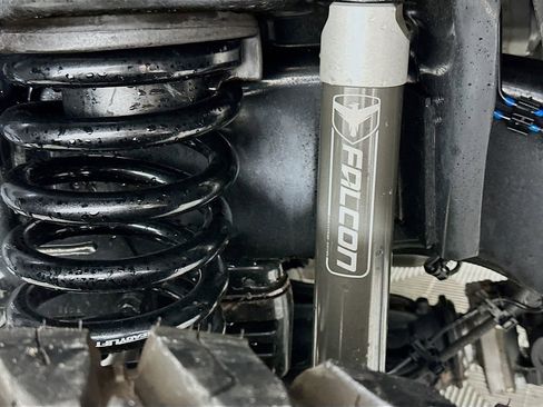 Used 2025 RAM 3500 Laramie image 28