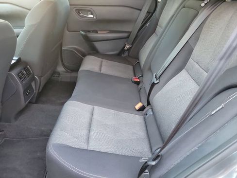 Used 2024 Nissan Rogue SV AWD/4WD image 14