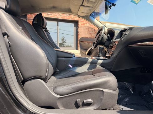 Used 2011 INFINITI G37 Convertible w/ Premium Pkg RWD image 14