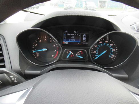 Used 2016 Ford Escape SE w/ Equipment Group 201A FWD image 30