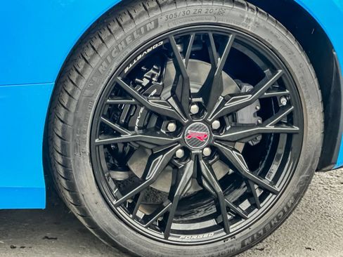 Used 2023 Chevrolet Corvette Stingray Preferred Cpe RWD image 24