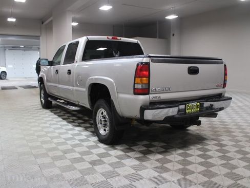 Used 2005 GMC Sierra 2500 SLT w/ Heavy-Duty Power Package image 5