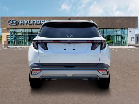 New 2026 Hyundai Tucson Limited image 7