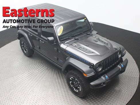 Used 2025 Jeep Wrangler Unlimited Rubicon 4xe w/ Safety Group image 3