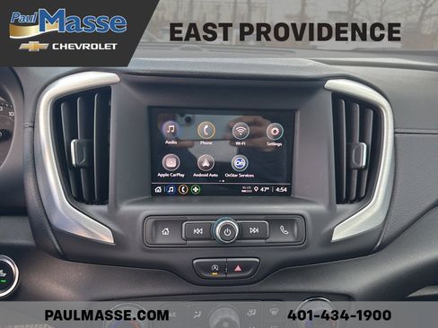 Used 2023 GMC Terrain SLE w/ Driver Convenience Package image 11