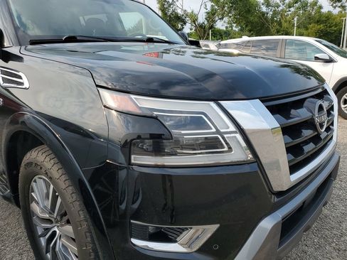 Certified 2021 Nissan Armada SL w/ Captain's Chairs Package RWD image 2