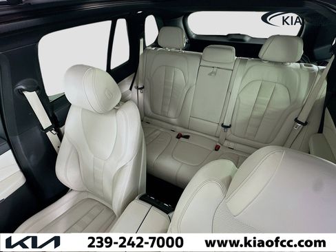 Used 2020 BMW X5 xDrive40i w/ Premium Package image 23
