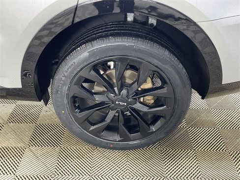 Used 2022 Kia Sorento SX image 19