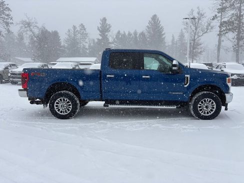 Used 2022 Ford F250 Lariat w/ Chrome Package image 2