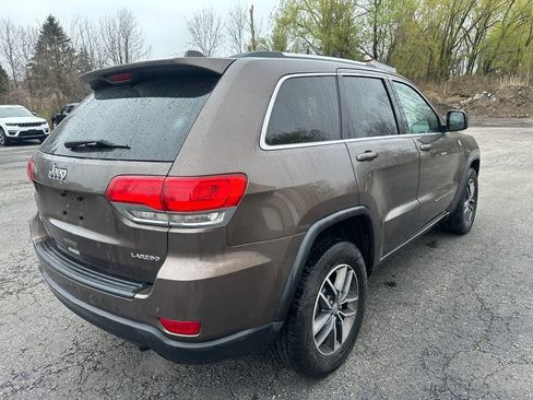 Used 2018 Jeep Grand Cherokee Laredo image 14