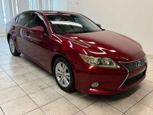 Used 2013 Lexus ES 350 w/ Premium Pkg FWD image 1