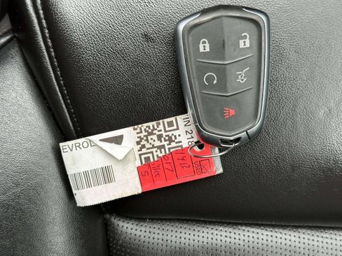 Used 2017 Cadillac XT5 Platinum w/ Driver Assist Package image 36