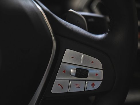 Used 2025 BMW X4 xDrive30i image 24