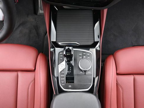 Used 2025 BMW X4 M40i AWD/4WD image 14