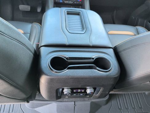 Used 2023 GMC Yukon AT4 w/ Technology Package AWD/4WD image 42