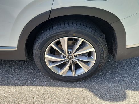 Used 2020 Hyundai Santa Fe SEL w/ Convenience + Premium Package FWD image 41