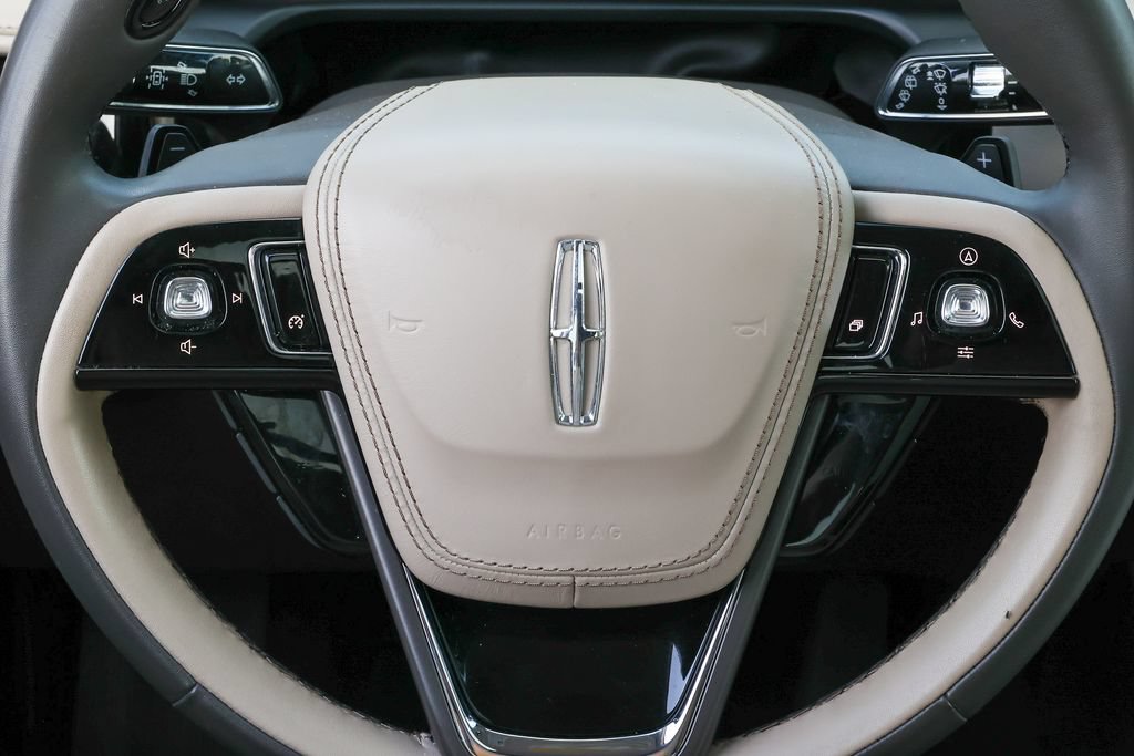 Certified 2022 Lincoln Aviator AWD w/ Premium Package image 9