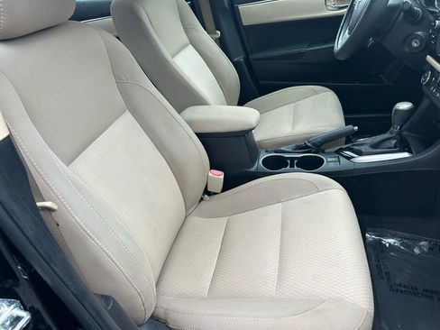 Used 2015 Toyota Corolla LE FWD image 28