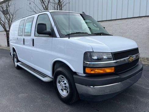 Used 2022 Chevrolet Express 2500 w/ Driver Convenience Package image 1