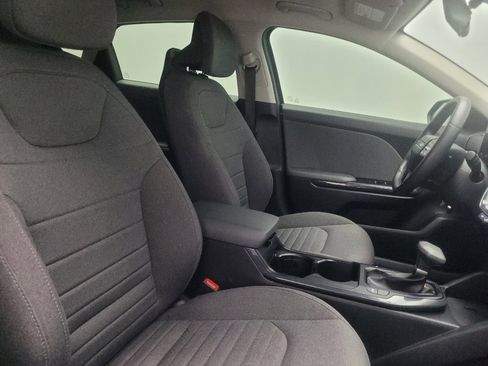 Used 2025 Kia K4 EX FWD image 21