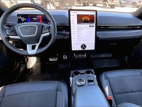 Certified 2024 Ford Mustang Mach-E GT image 16