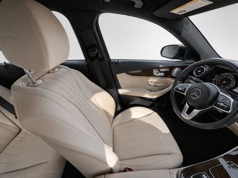 Used 2019 Mercedes-Benz E 300 image 16