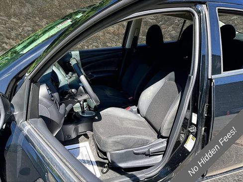 Used 2019 Nissan Versa SV FWD image 23