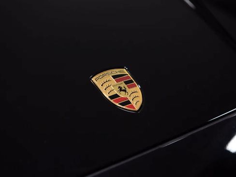 Certified 2026 Porsche Cayenne E-Hybrid Coupe AWD/4WD image 17