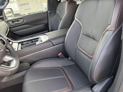 New 2026 Nissan Armada SL image 17