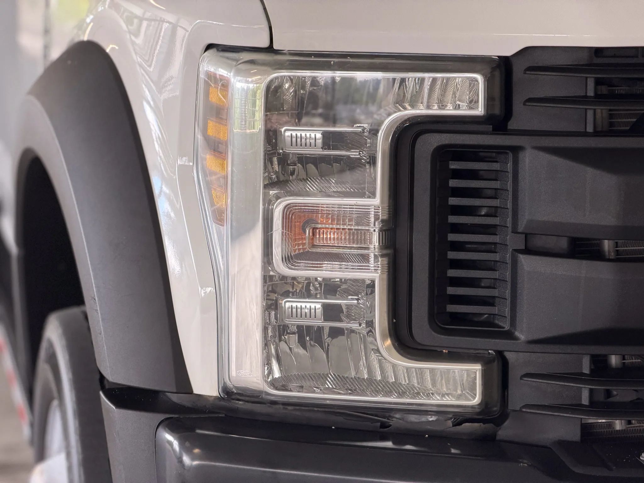 Used 2019 Ford F550 4x4 Regular Cab Super Duty image 11
