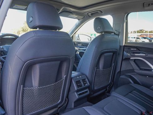 New 2025 Audi Q5 Premium Plus image 21