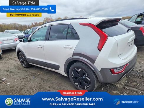 Used 2025 Kia Niro Wave w/ Wave Preserve Package FWD image 3