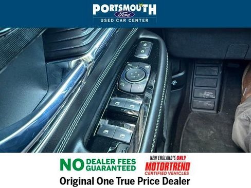 Used 2021 Lincoln Corsair AWD w/ Premium Package image 21