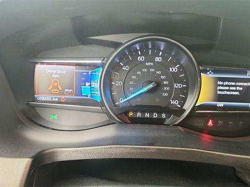 Used 2017 Ford Explorer XLT w/ Equipment Group 202A image 19